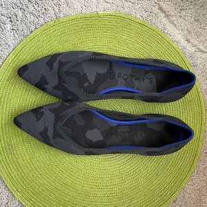 Rothy’s Dark camo grey